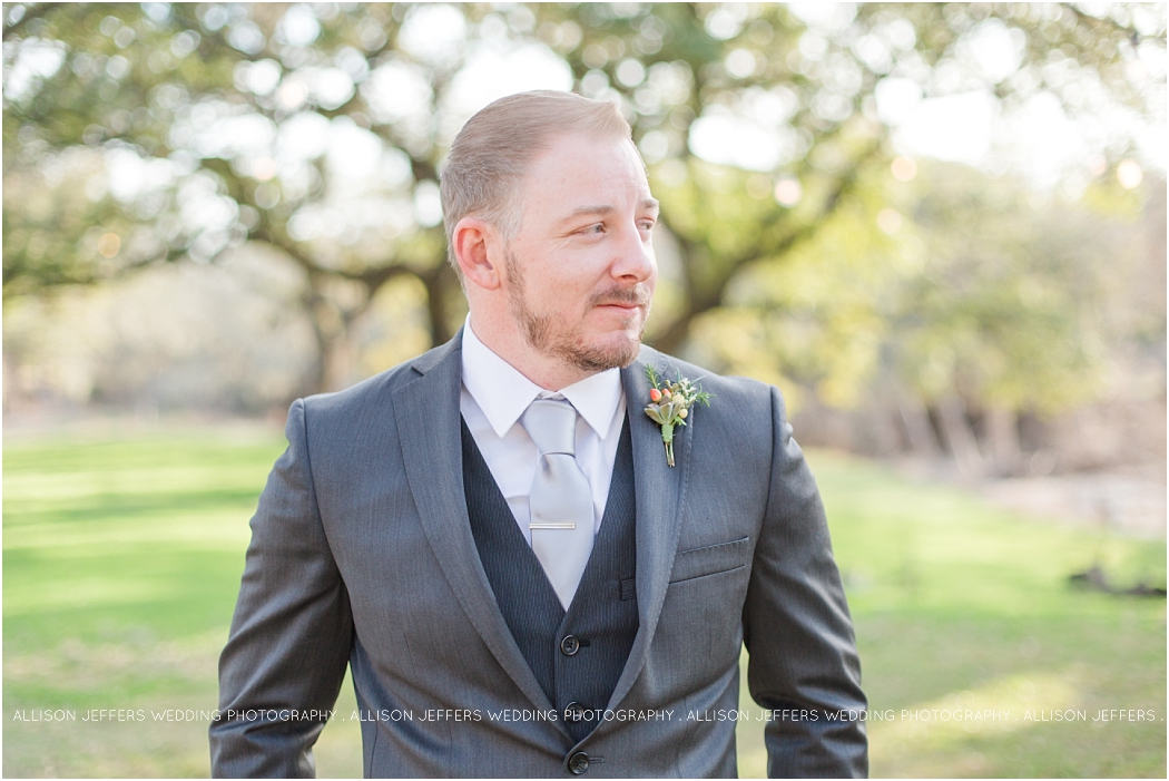 Coral and Navy wedding at Sisterdale Dancehall Boerne Texas Wedding Photographer_0031