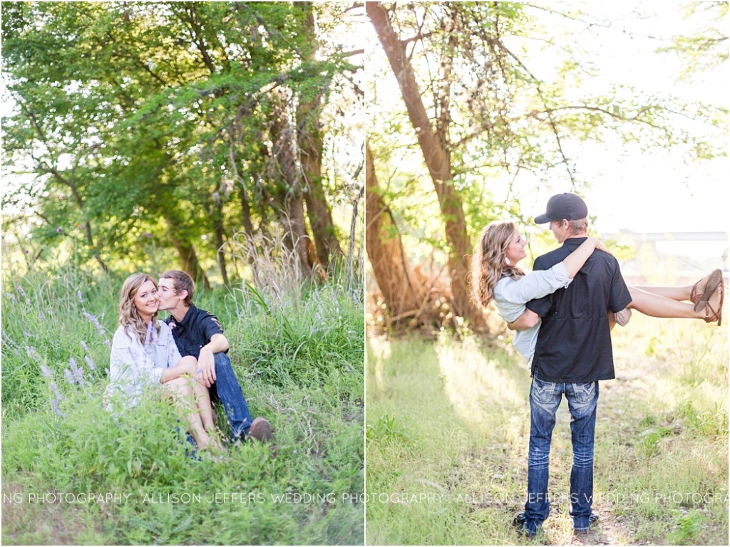 Kerrville engagement Session with wildflowers_0005