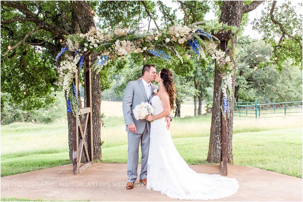Navy and Blush Wedding at CW Hill Country Ranch Boerne Wedding Photographer_0098