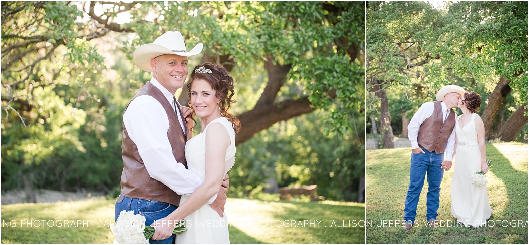 Texas Themed Wedding at Sisterdale Dancehall Boerne Wedding Photographer_0068