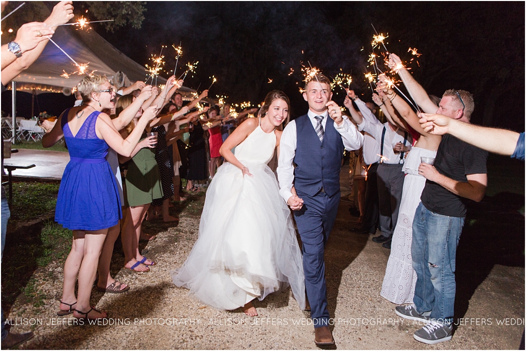 Concan wedding at Lightning bug springs. Texas Hill Country Wedding Venue_0111