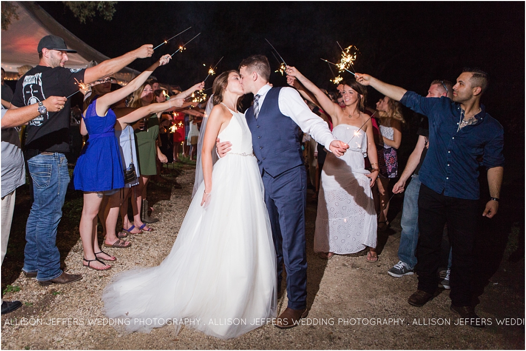 Concan wedding at Lightning bug springs. Texas Hill Country Wedding Venue_0112