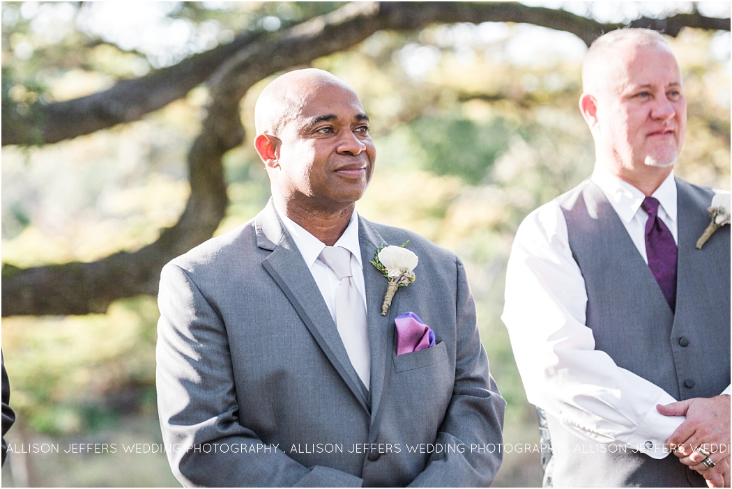 a-fall-wedding-at-sisterdale-dancehall-by-allison-jeffers-wedding-photography_0030