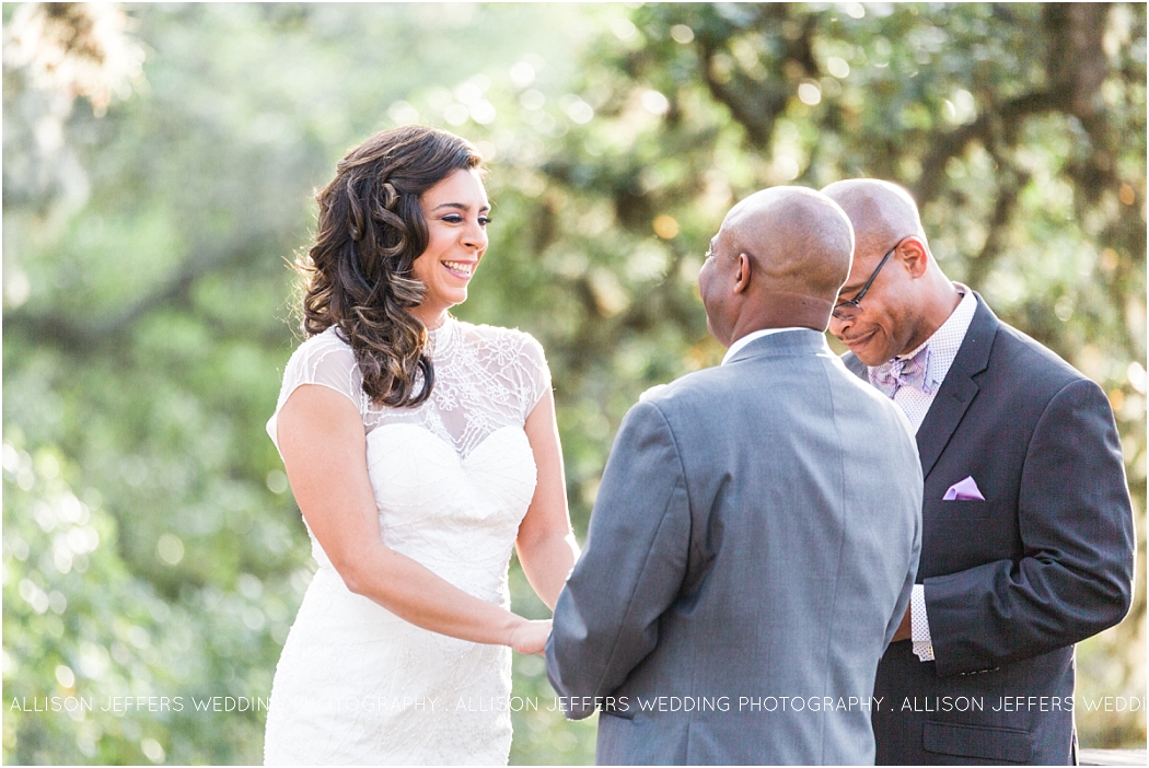 a-fall-wedding-at-sisterdale-dancehall-by-allison-jeffers-wedding-photography_0038