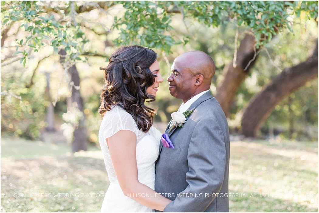 a-fall-wedding-at-sisterdale-dancehall-by-allison-jeffers-wedding-photography_0054