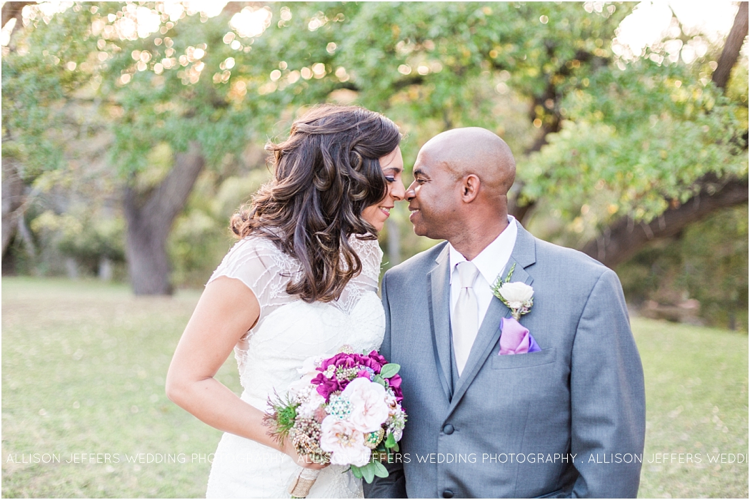 a-fall-wedding-at-sisterdale-dancehall-by-allison-jeffers-wedding-photography_0068