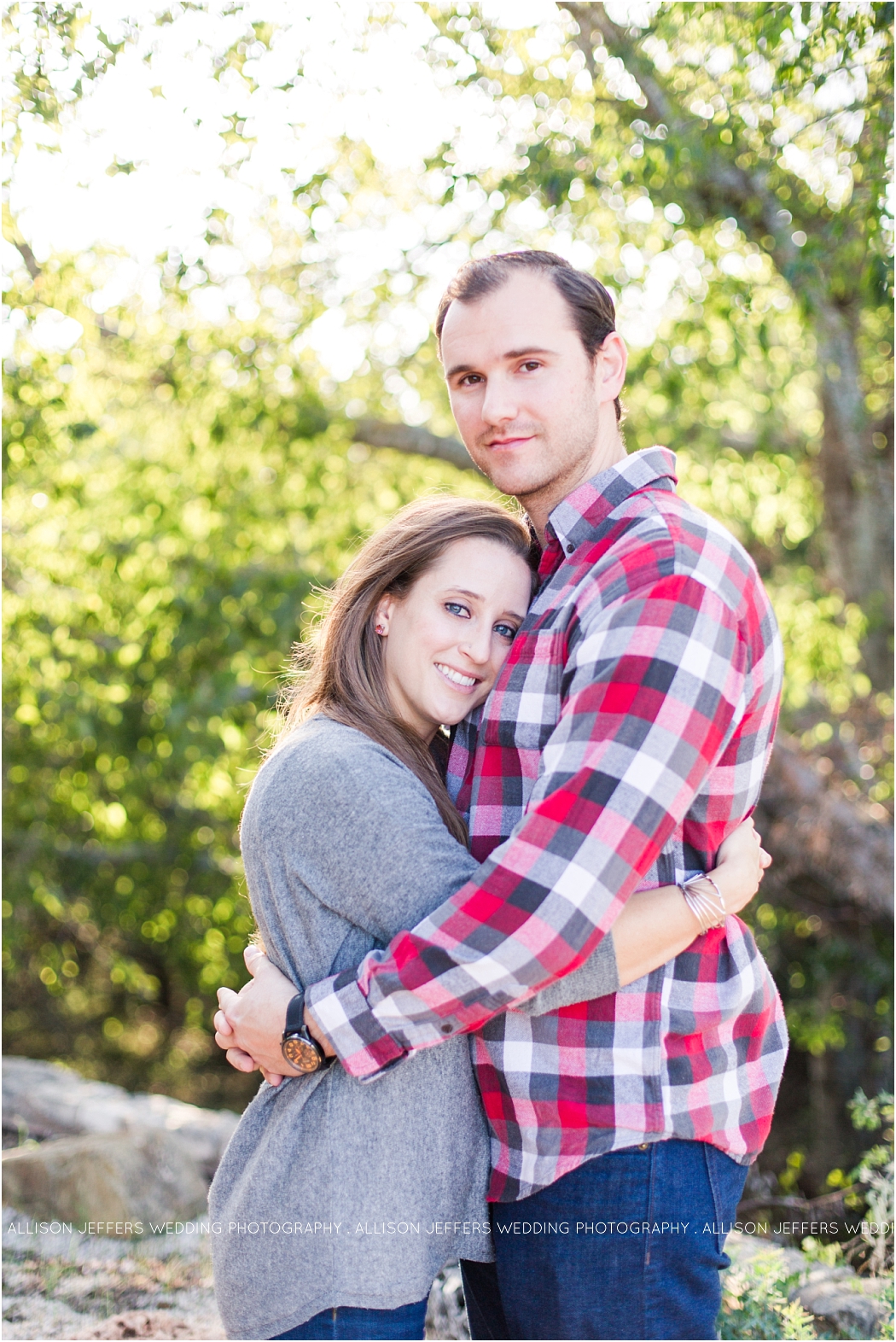 a-fall-engagement-session-in-fredericksburg-texas-by-allison-jeffers-wedding-photography_0005