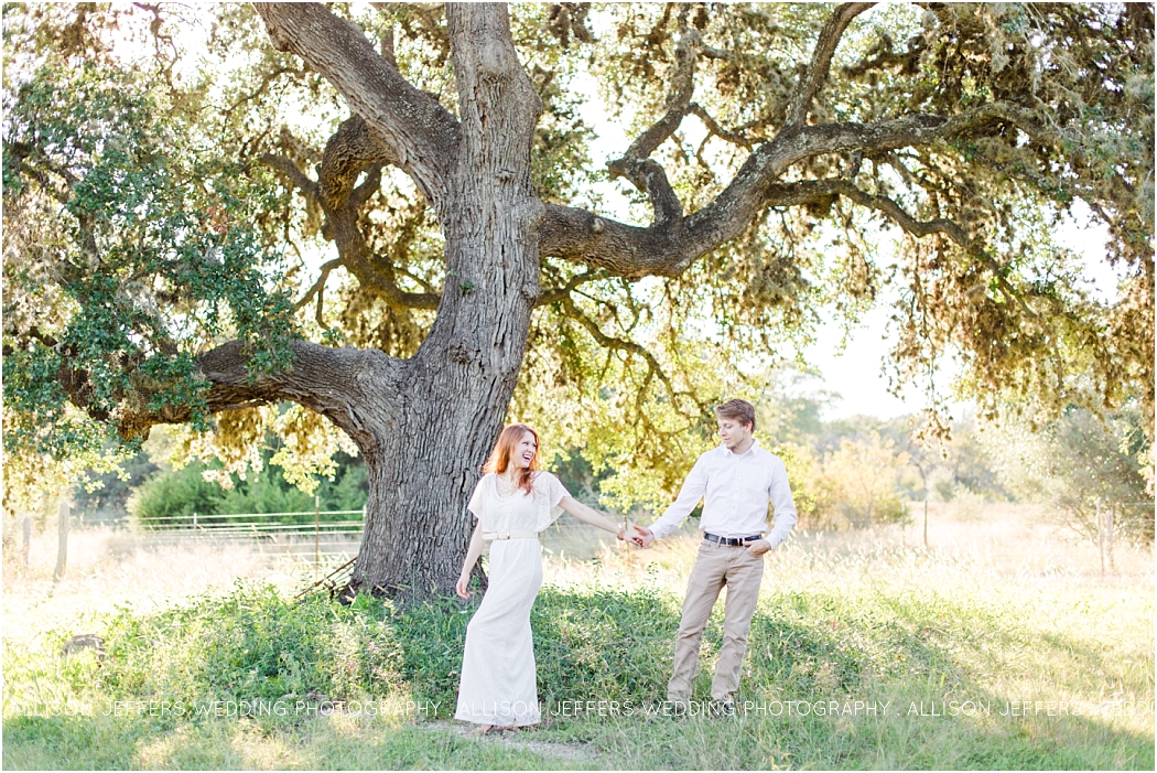 a-romantic-engagement-session-at-cherokee-rose-wedding-venue-in-comfort-texas_0011