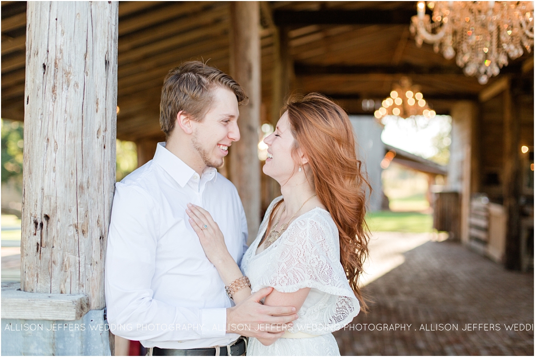 a-romantic-engagement-session-at-cherokee-rose-wedding-venue-in-comfort-texas_0015