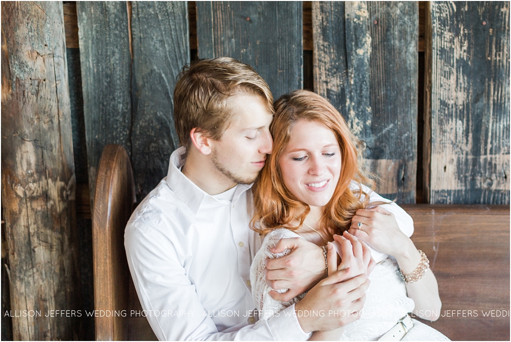a-romantic-engagement-session-at-cherokee-rose-wedding-venue-in-comfort-texas_0017