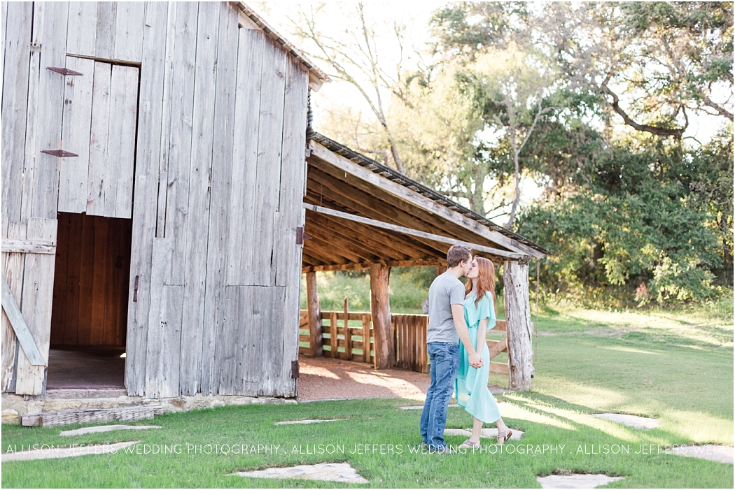 a-romantic-engagement-session-at-cherokee-rose-wedding-venue-in-comfort-texas_0019