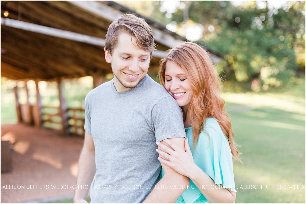 a-romantic-engagement-session-at-cherokee-rose-wedding-venue-in-comfort-texas_0021