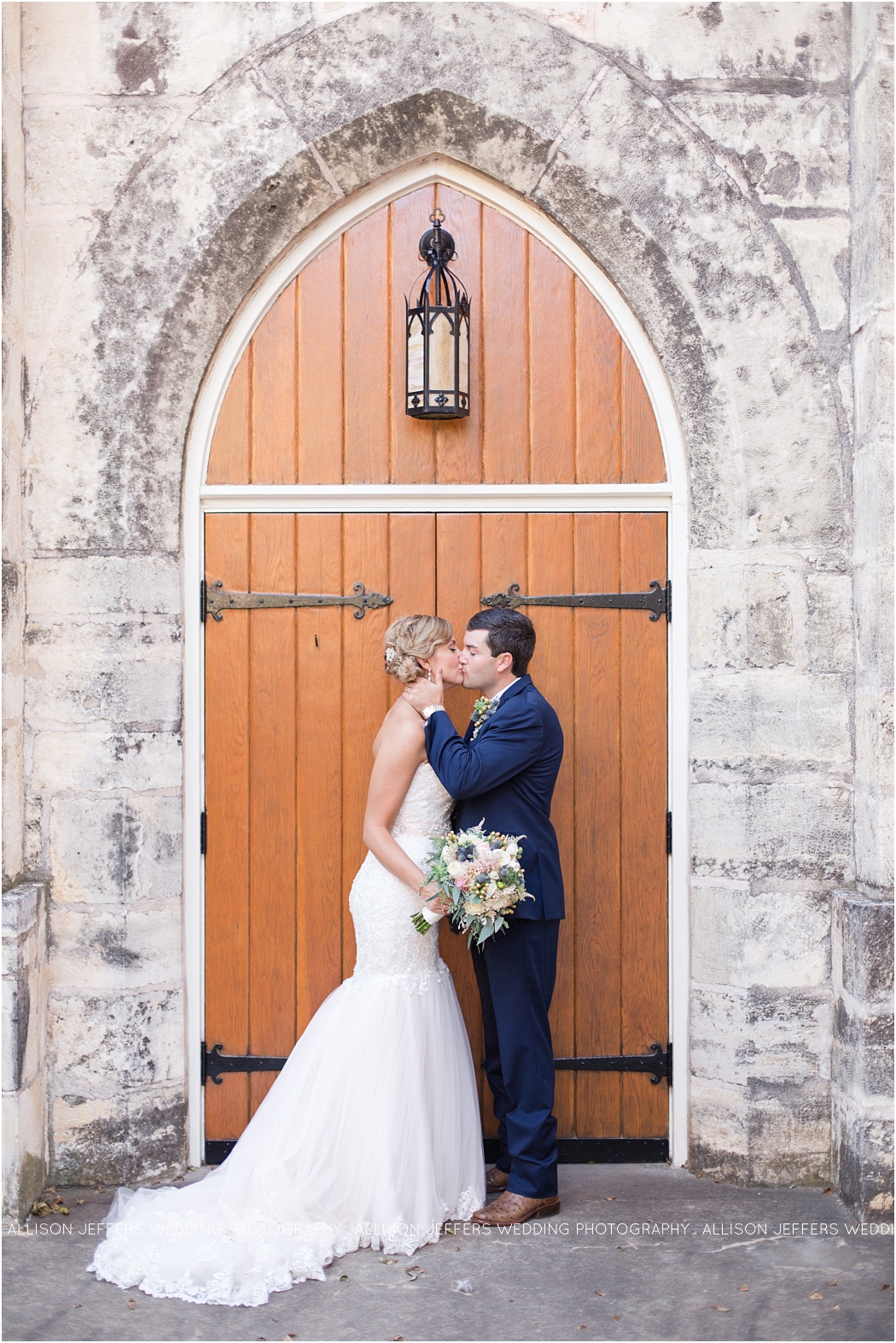 pastel-wedding-at-holy-ghost-lutheran-church-in-fredericksburg-texas-fredericksburg-wedding-photographer_0058