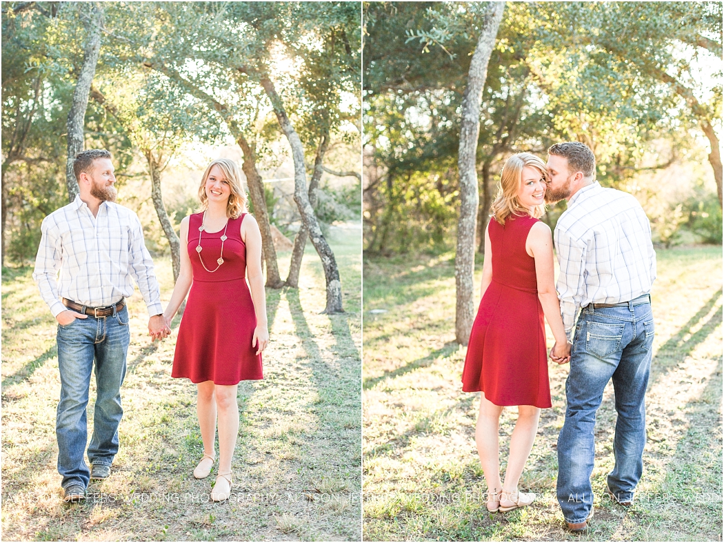 natural-engagement-session-in-austin-texas-by-allison-jeffers-wedding-photography_0020