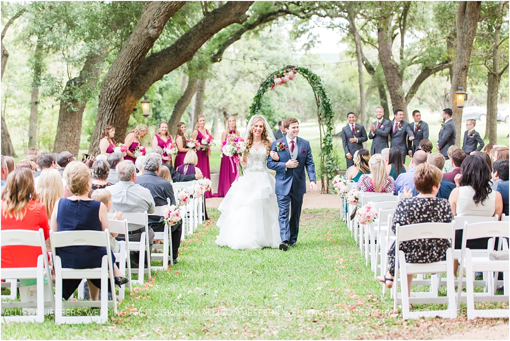raspberry-wedding-at-scenic-springs-wedding-venue-san-antonio-texas_0069