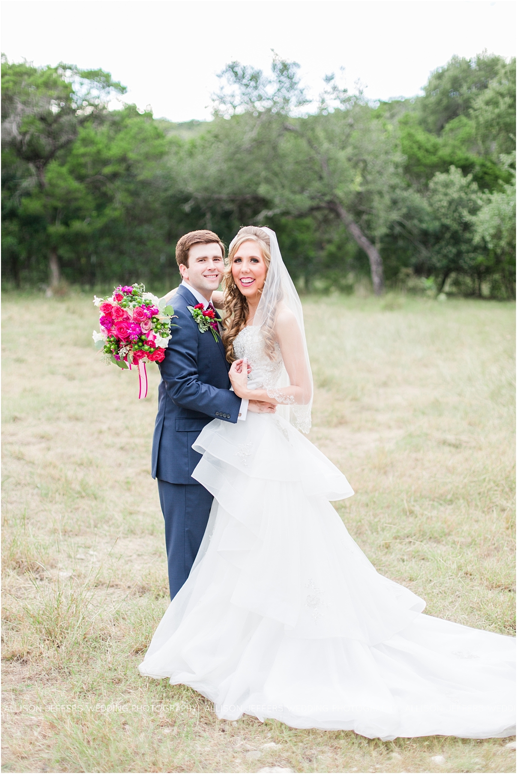 raspberry-wedding-at-scenic-springs-wedding-venue-san-antonio-texas_0093