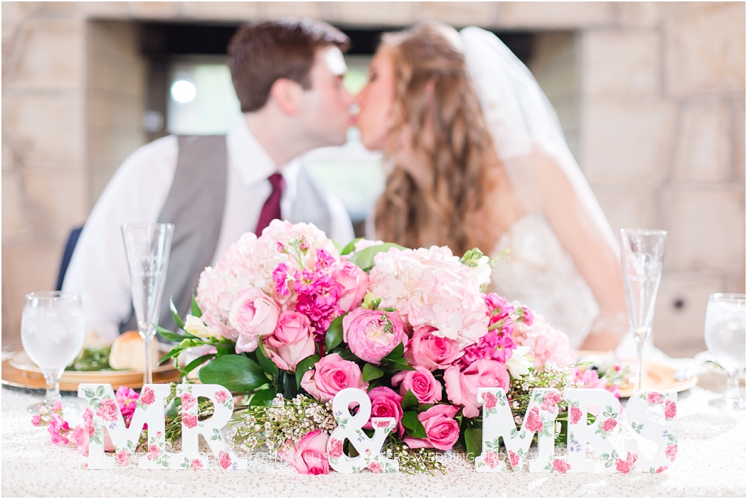 raspberry-wedding-at-scenic-springs-wedding-venue-san-antonio-texas_0112