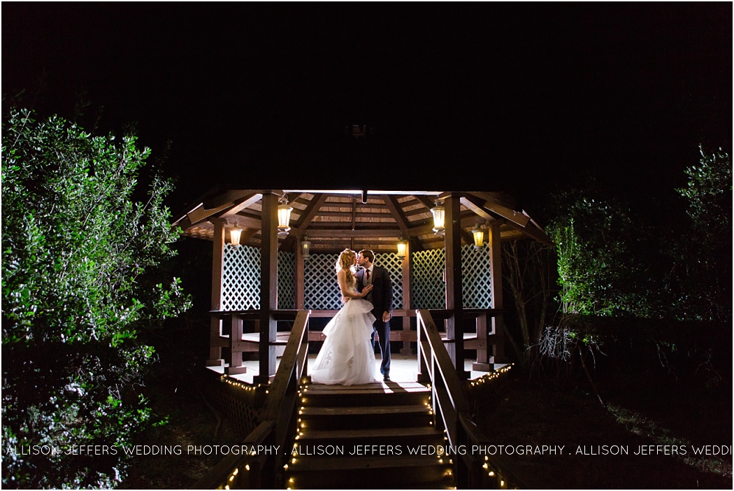 raspberry-wedding-at-scenic-springs-wedding-venue-san-antonio-texas_0136