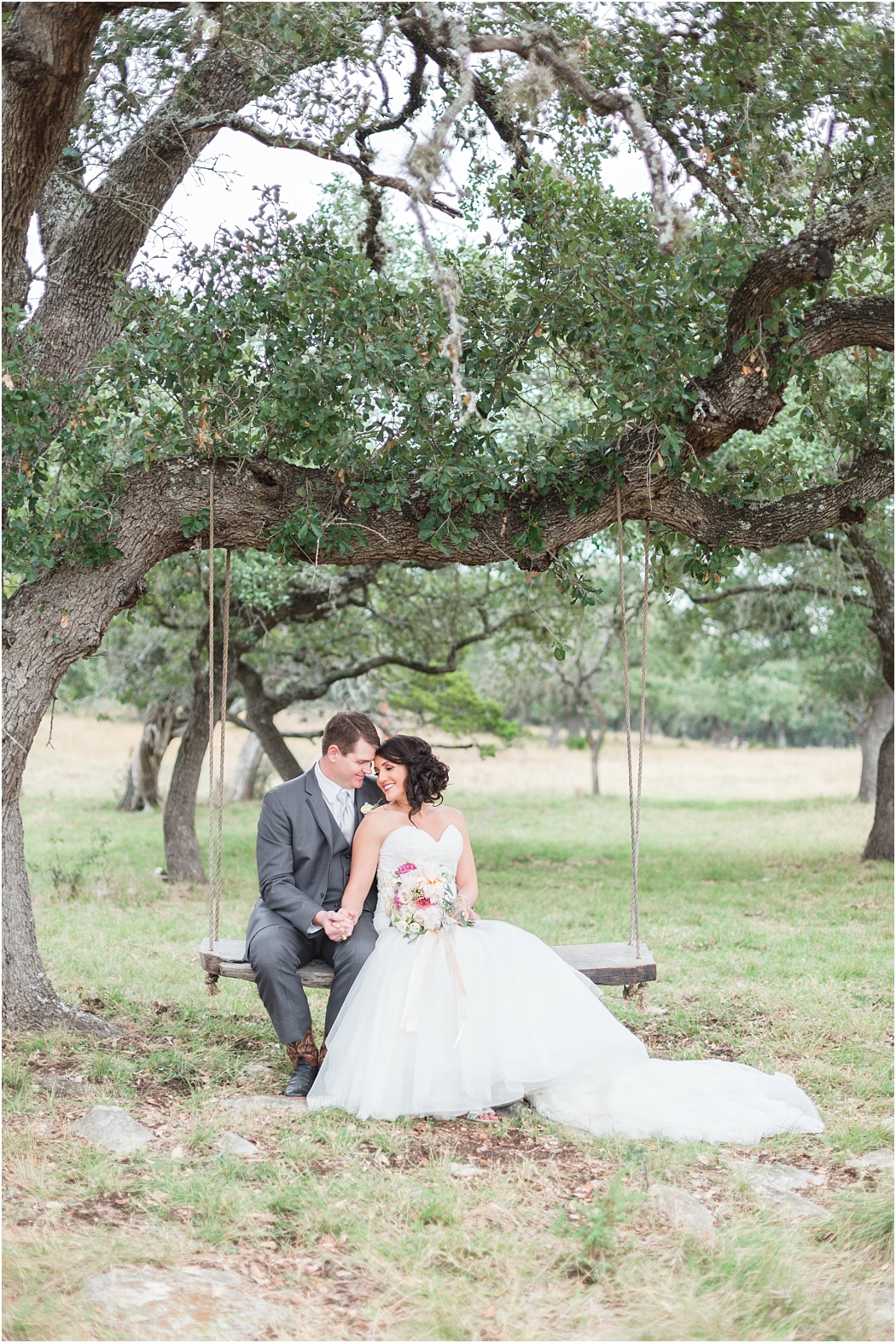 a-blush-cranberry-fall-wedding-at-cw-hill-country-ranch-in-boerne-texas-by-allison-jeffers-wedding-photography-boerne-wedding-photographer_0058