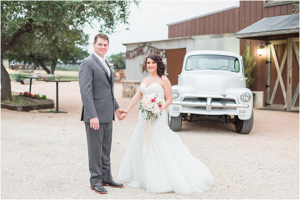 a-blush-cranberry-fall-wedding-at-cw-hill-country-ranch-in-boerne-texas-by-allison-jeffers-wedding-photography-boerne-wedding-photographer_0114