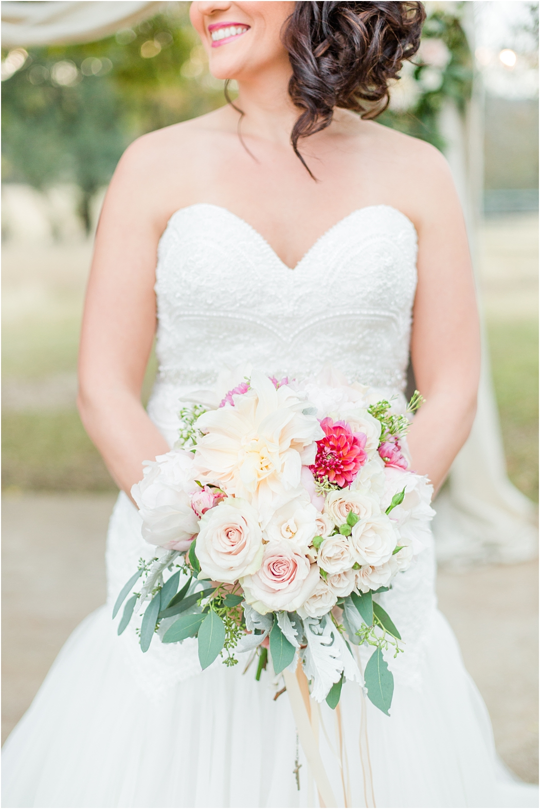 a-blush-cranberry-fall-wedding-at-cw-hill-country-ranch-in-boerne-texas-by-allison-jeffers-wedding-photography-boerne-wedding-photographer_0116