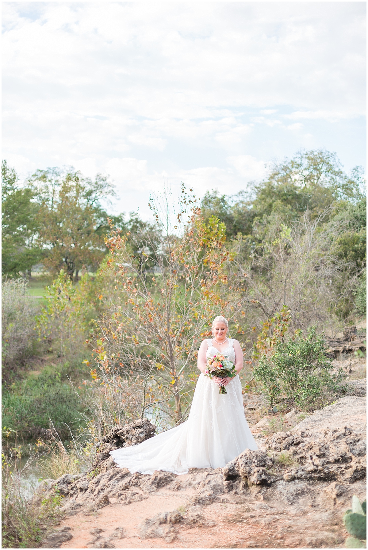 a-fall-bridal-session-in-fredericksburg-texas-by-allison-jeffers-wedding-photography-fredericksburg-wedding-photographer_0004