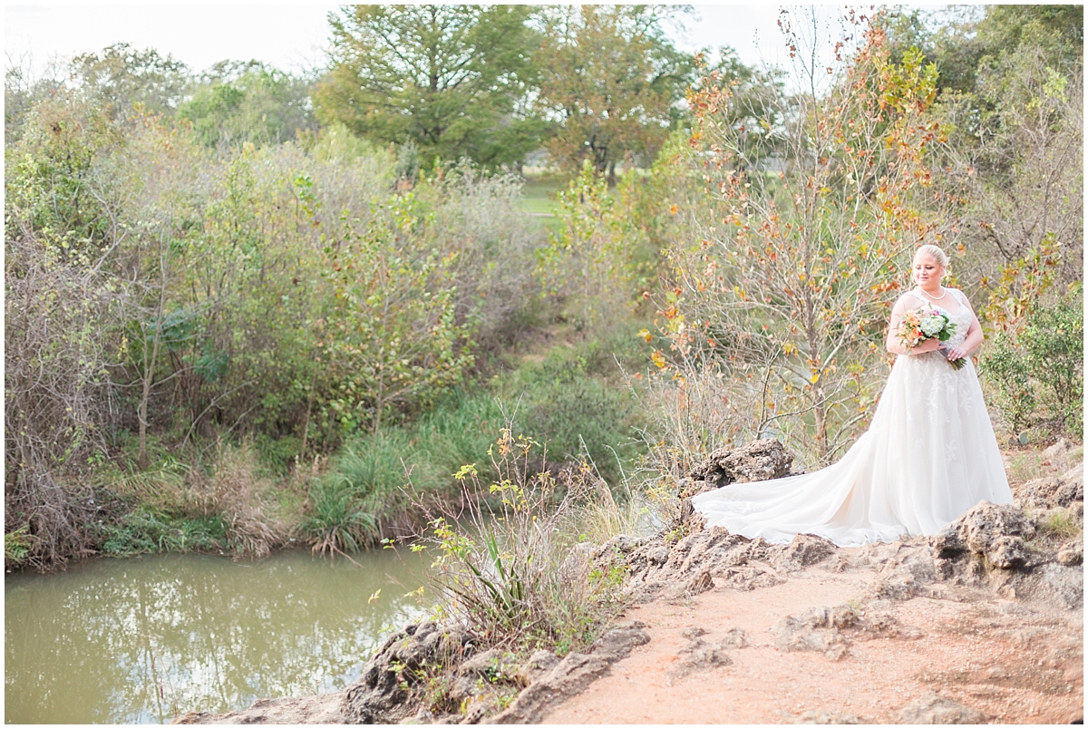 a-fall-bridal-session-in-fredericksburg-texas-by-allison-jeffers-wedding-photography-fredericksburg-wedding-photographer_0009