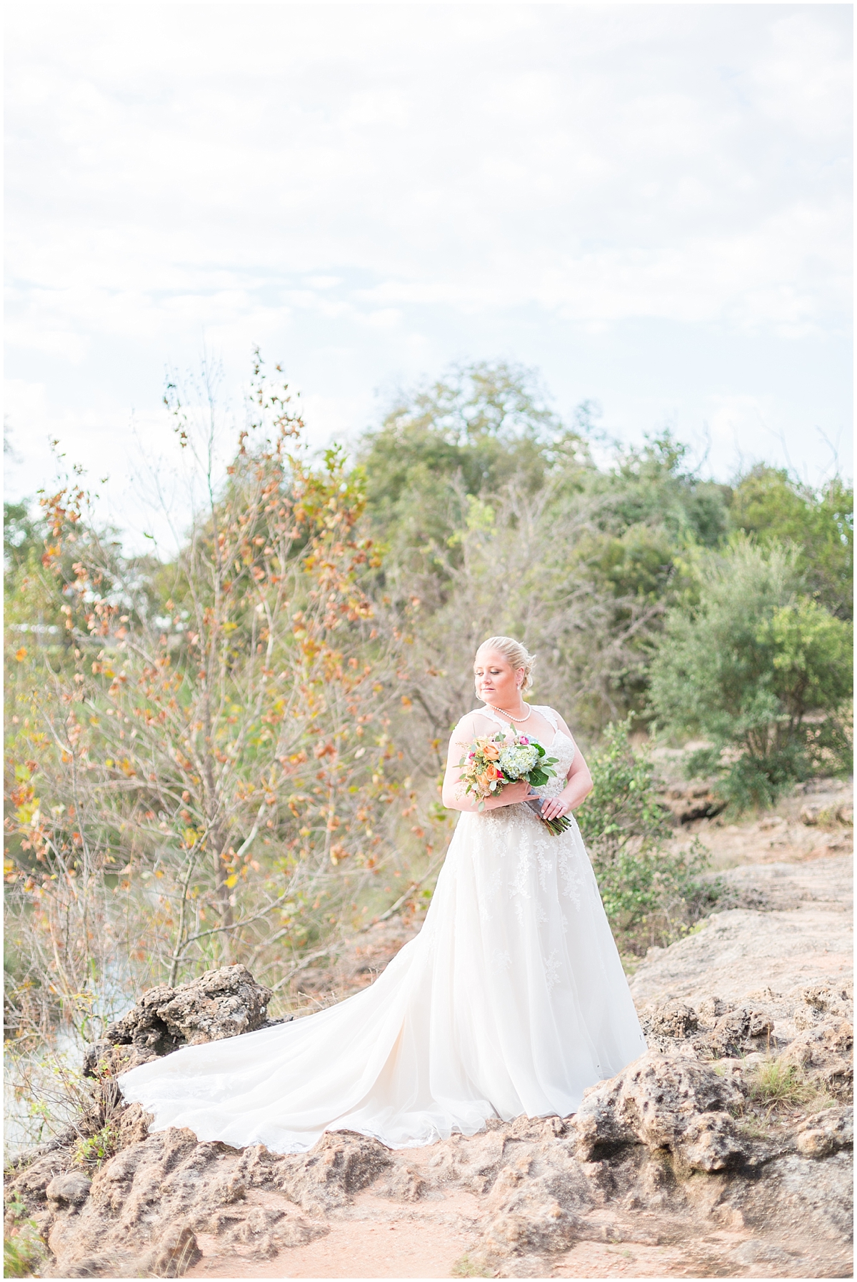 a-fall-bridal-session-in-fredericksburg-texas-by-allison-jeffers-wedding-photography-fredericksburg-wedding-photographer_0012