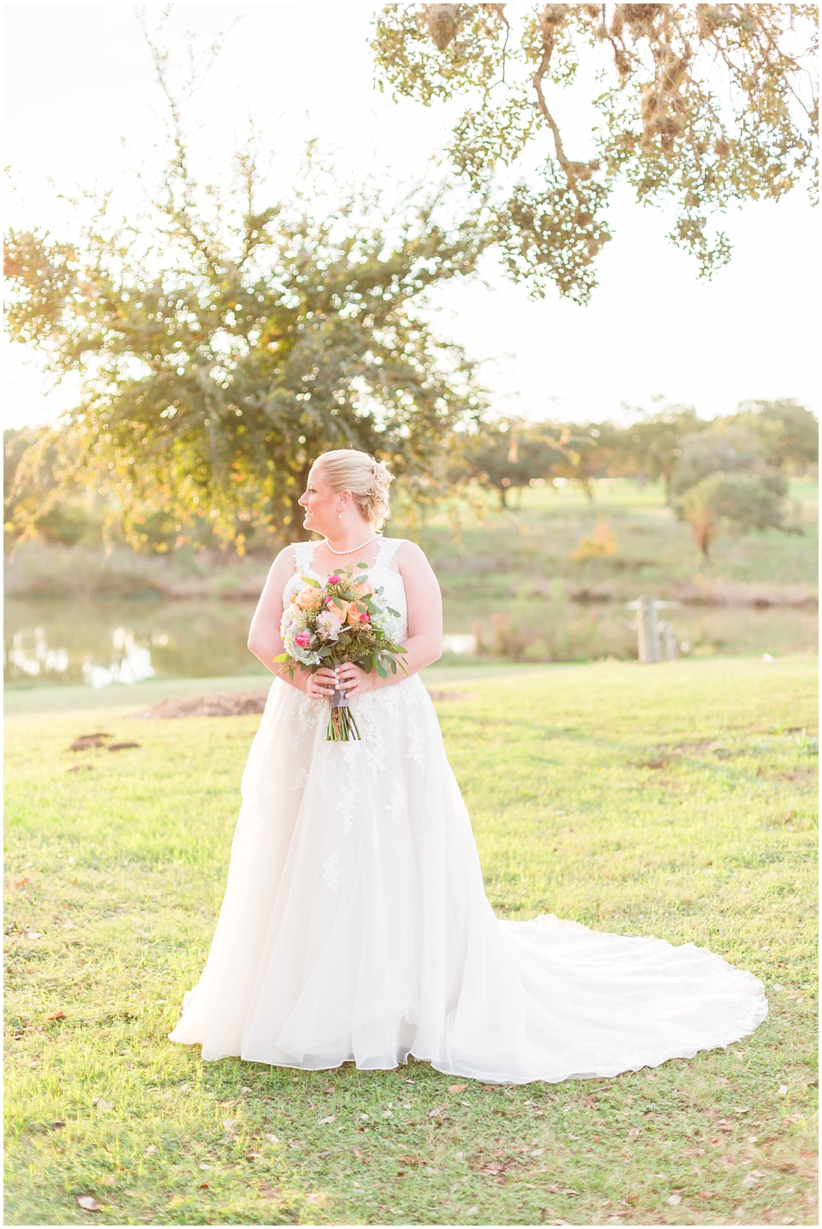 a-fall-bridal-session-in-fredericksburg-texas-by-allison-jeffers-wedding-photography-fredericksburg-wedding-photographer_0023