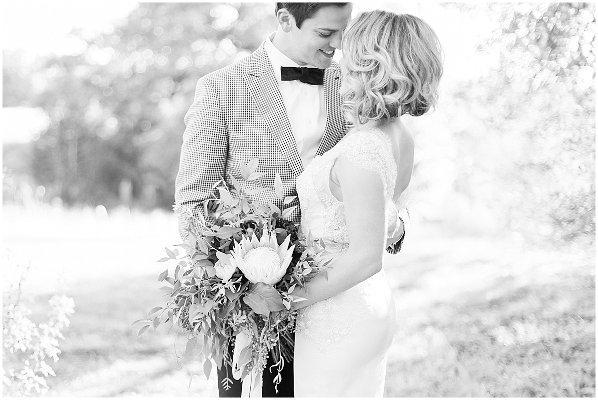 a-classic-modern-black-and-white-wedding-with-gold-accents-inspirational-shoot-at-pecan-springs-ranch-by-allison-jeffers-wedding-photography-dripping-springs-wedding-photographer_0020