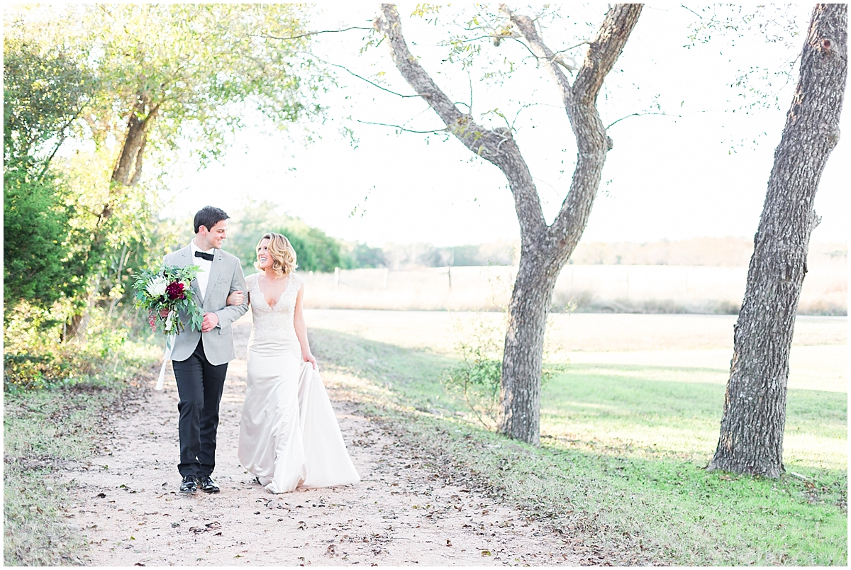 a-classic-modern-black-and-white-wedding-with-gold-accents-inspirational-shoot-at-pecan-springs-ranch-by-allison-jeffers-wedding-photography-dripping-springs-wedding-photographer_0062