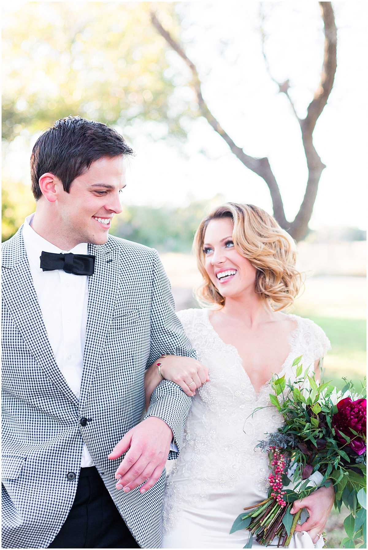 a-classic-modern-black-and-white-wedding-with-gold-accents-inspirational-shoot-at-pecan-springs-ranch-by-allison-jeffers-wedding-photography-dripping-springs-wedding-photographer_0069