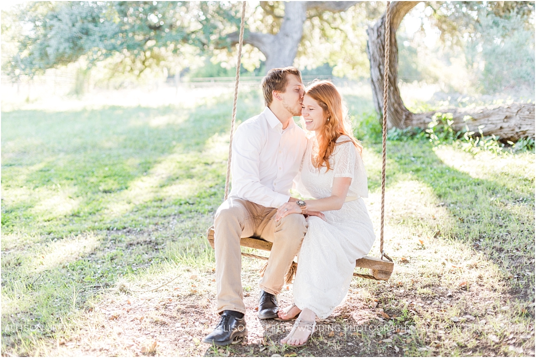 a-romantic-engagement-session-at-cherokee-rose-wedding-venue-in-comfort-texas_0004