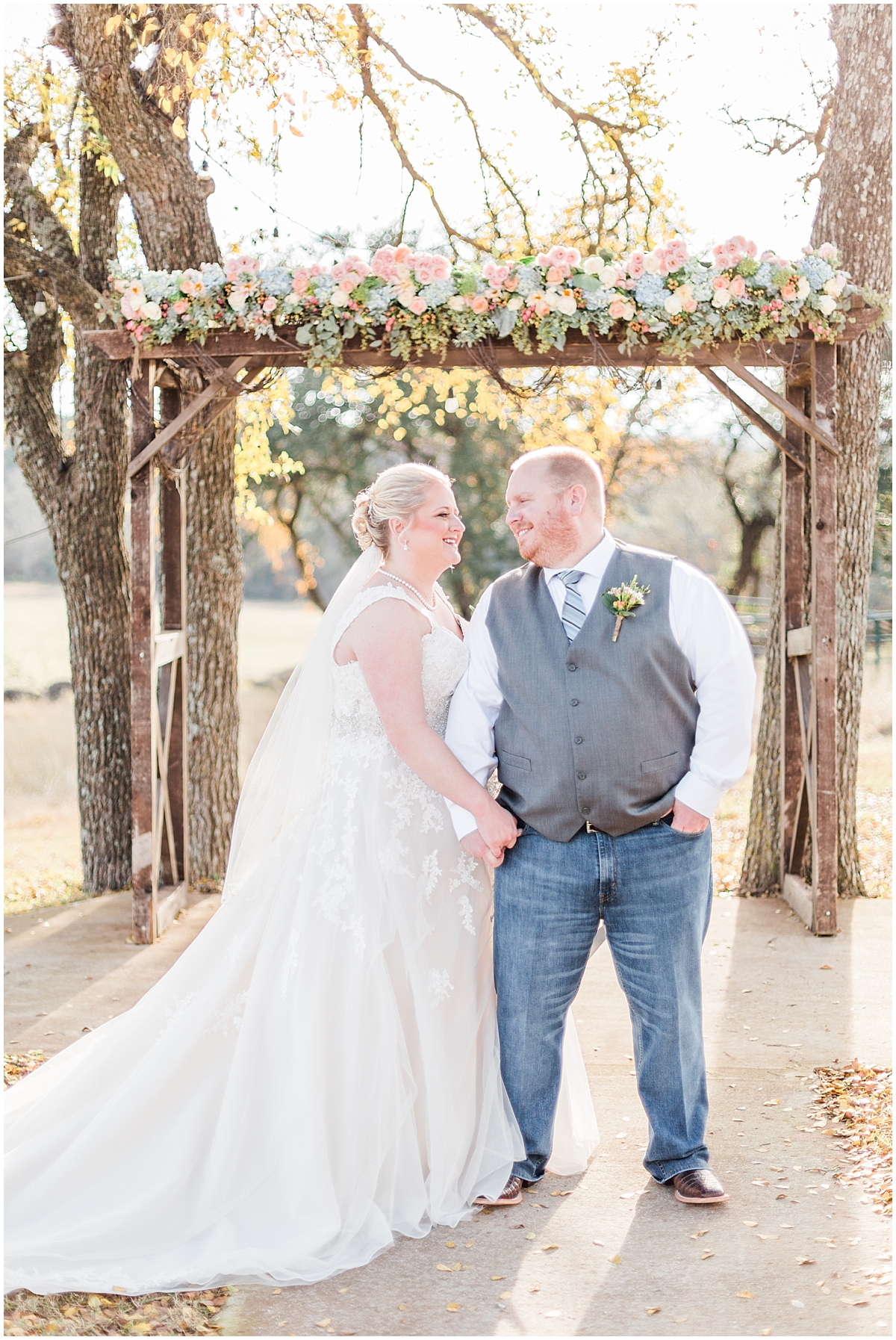 a-slate-blue-and-grey-winter-wedding-at-cw-hill-country-ranch-in-boerne-texas-by-allison-jeffers-wedding-photography_0031