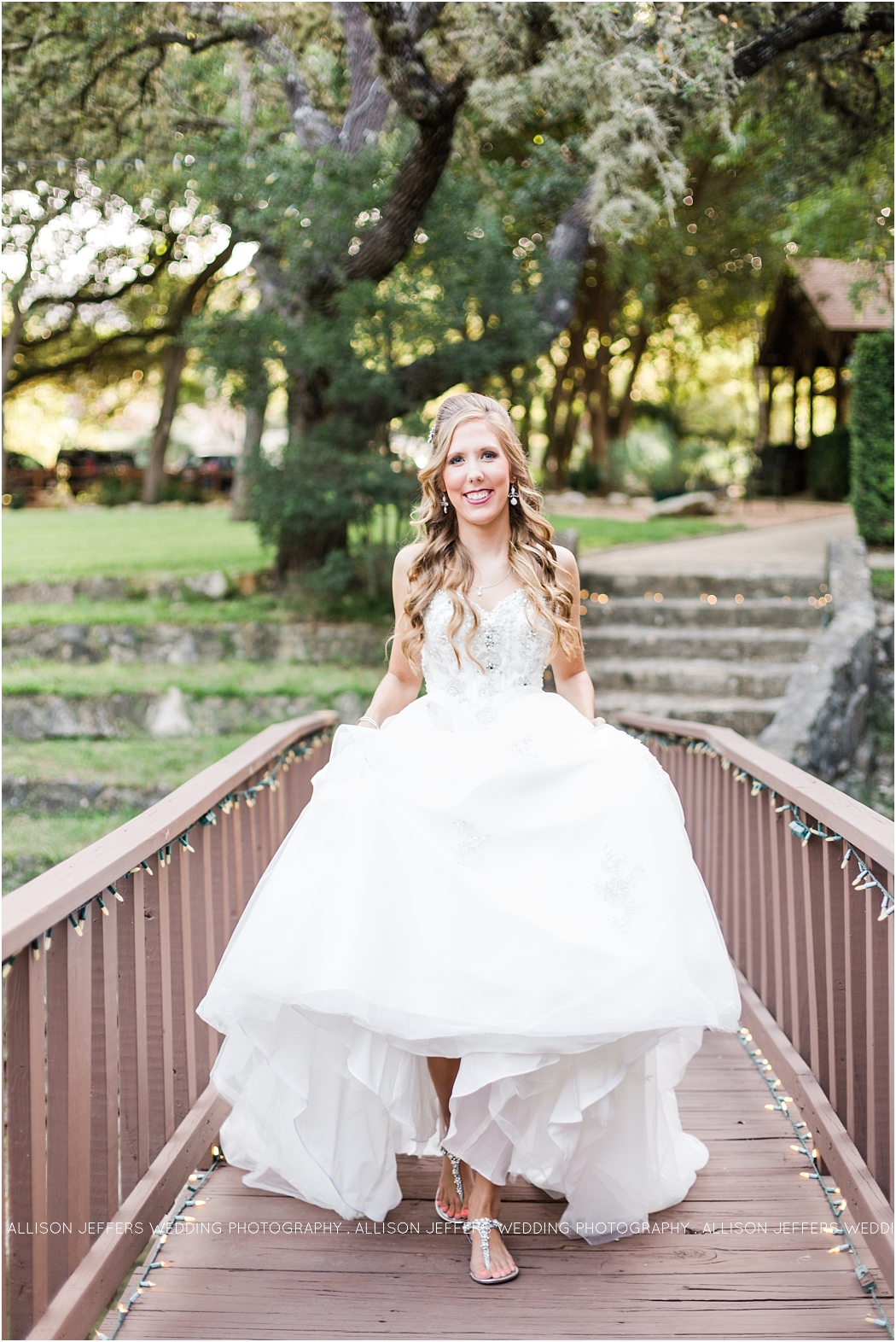 bridal-session-at-scenic-springs-wedding-venue-in-helotes-texas_0003