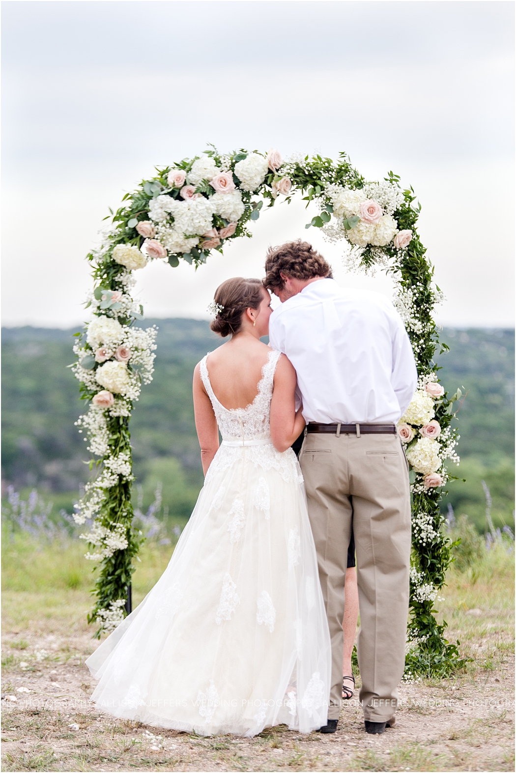diy-ranch-wedding-kerrville-texas-elegant_0062