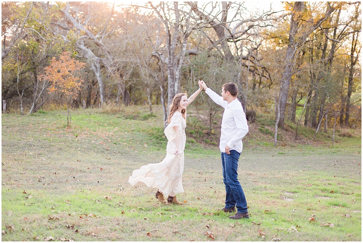 fall-engagement-session-in-center-point-texas-by-allison-jeffers-wedding-photography-boerne-wedding-photographer_0019