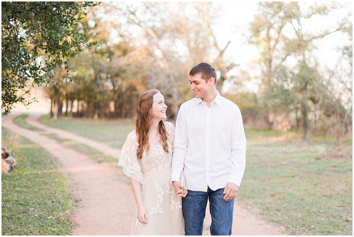 fall-engagement-session-in-center-point-texas-by-allison-jeffers-wedding-photography-boerne-wedding-photographer_0021