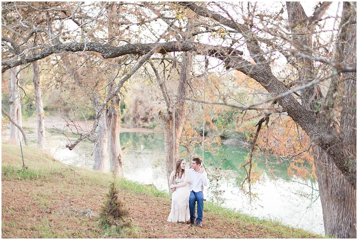 fall-engagement-session-in-center-point-texas-by-allison-jeffers-wedding-photography-boerne-wedding-photographer_0030