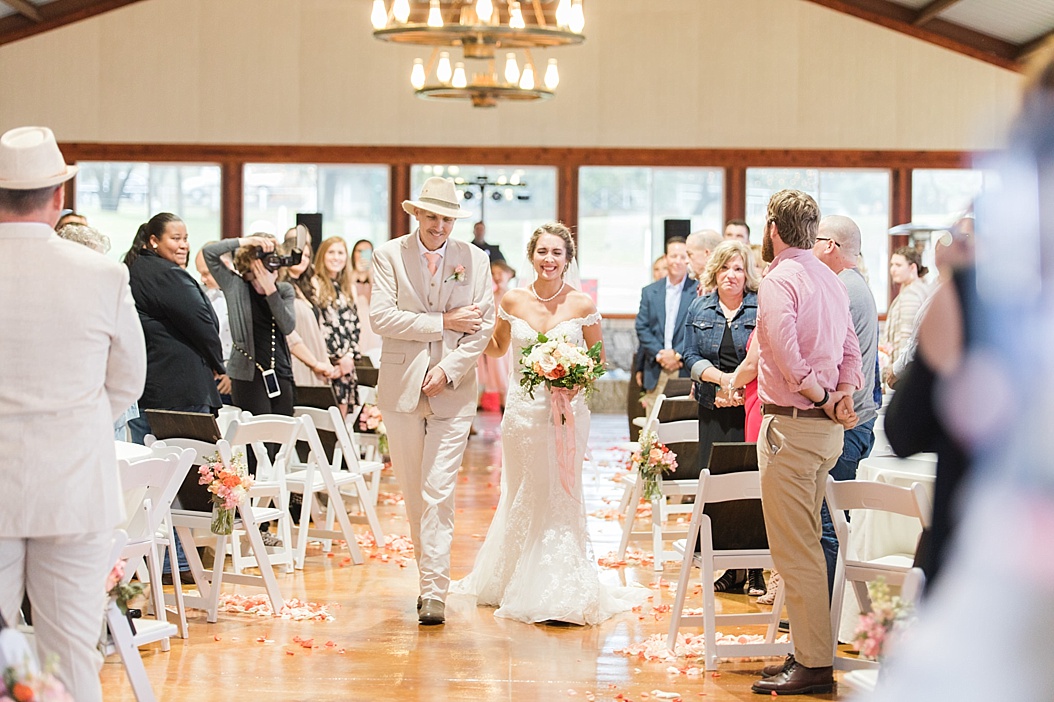 A Peach and Mint Country Chic Wedding at Happy H Ranch by Allison Jeffers Wedding Photography. Comfort Wedding Photographer 0124