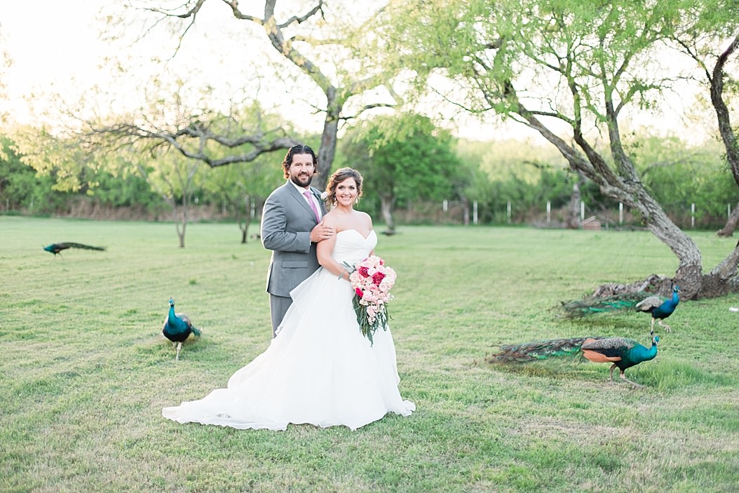 A Spring blush and mint wedding at Rancho La Mission in San Antonio Texas by Allison Jeffers Wedding Photography 0079