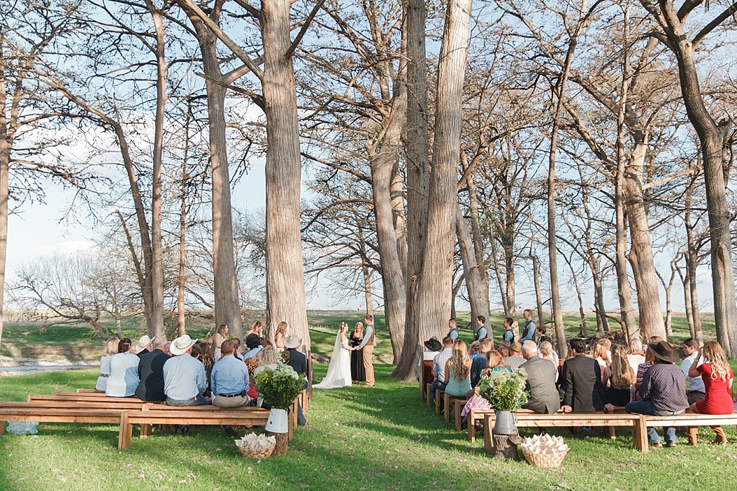 A spring boho wedding with greenery at Cherokee Rose Venue in Comfort Texas by Boerne Wedding Photographer Allison Jeffers Wedding Photography 0058