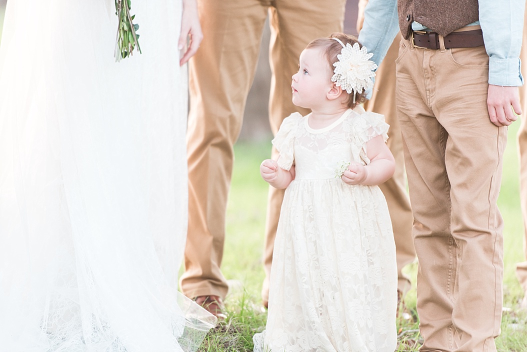 A spring boho wedding with greenery at Cherokee Rose Venue in Comfort Texas by Boerne Wedding Photographer Allison Jeffers Wedding Photography 0077