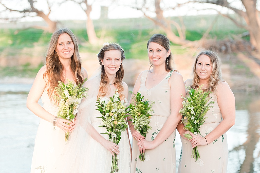 A spring boho wedding with greenery at Cherokee Rose Venue in Comfort Texas by Boerne Wedding Photographer Allison Jeffers Wedding Photography 0080
