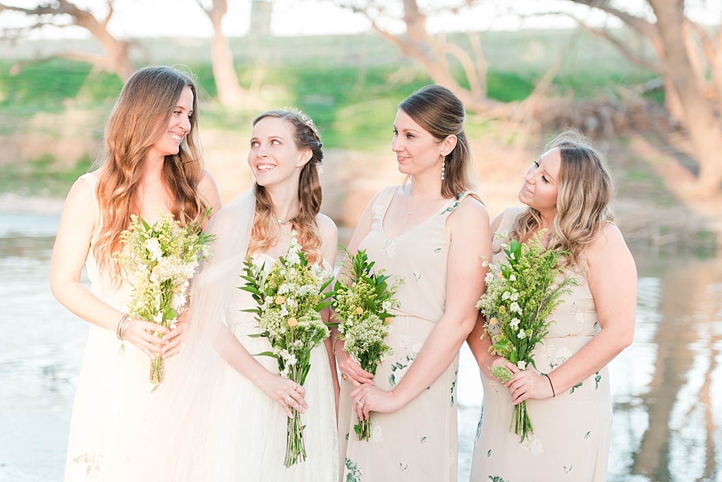 A spring boho wedding with greenery at Cherokee Rose Venue in Comfort Texas by Boerne Wedding Photographer Allison Jeffers Wedding Photography 0081