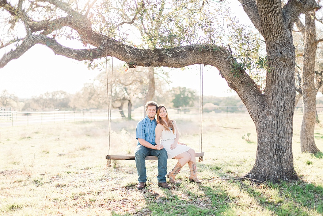 A spring engagement session at CW Hill Country Ranch in Boerne Texas By Allison Jeffers Wedding Photography 0003