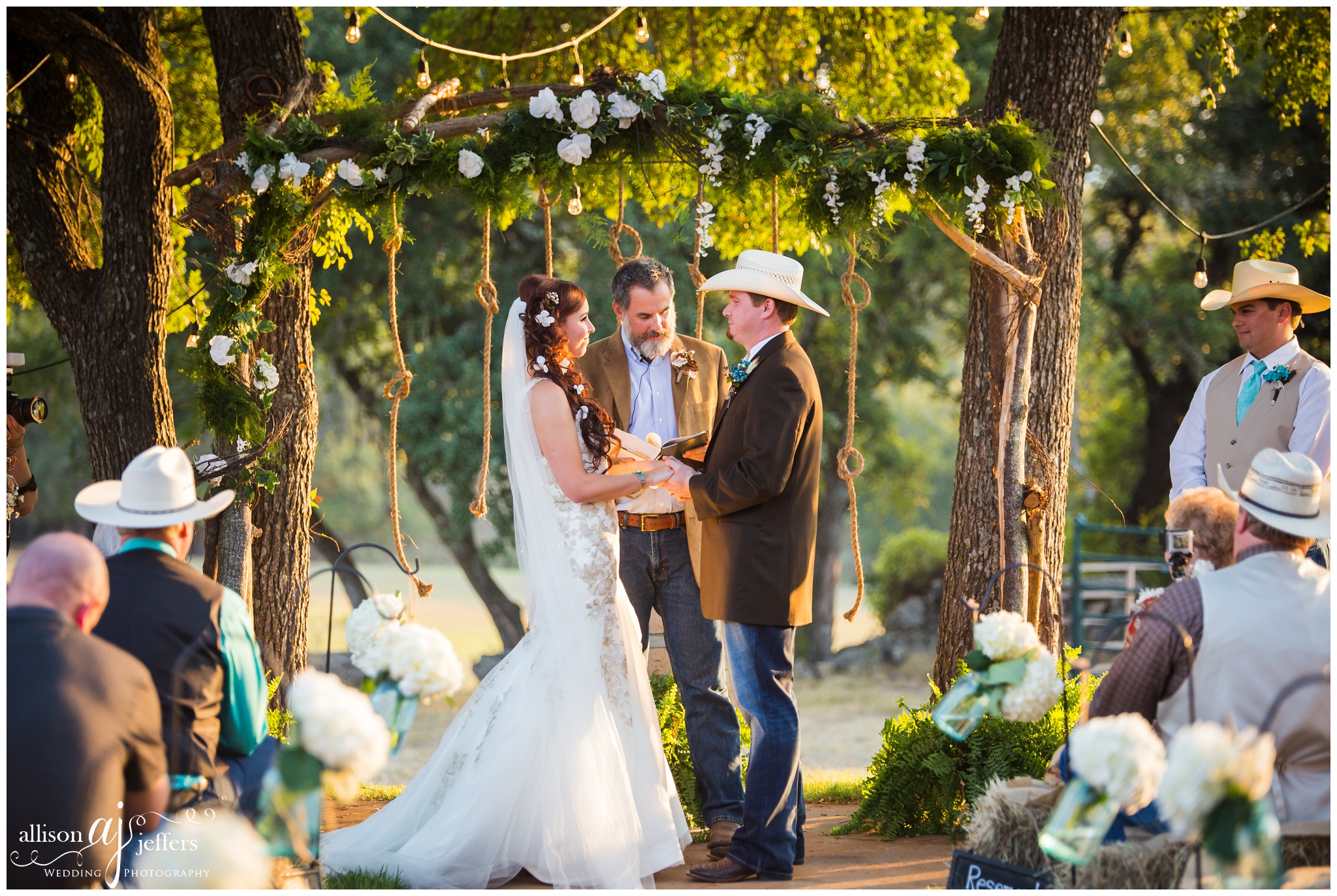 Boerne Wedding Photographer CW Hill Country Ranch Wedding Venue turquoise bronze brown wedding colors Fall Wedding 0057