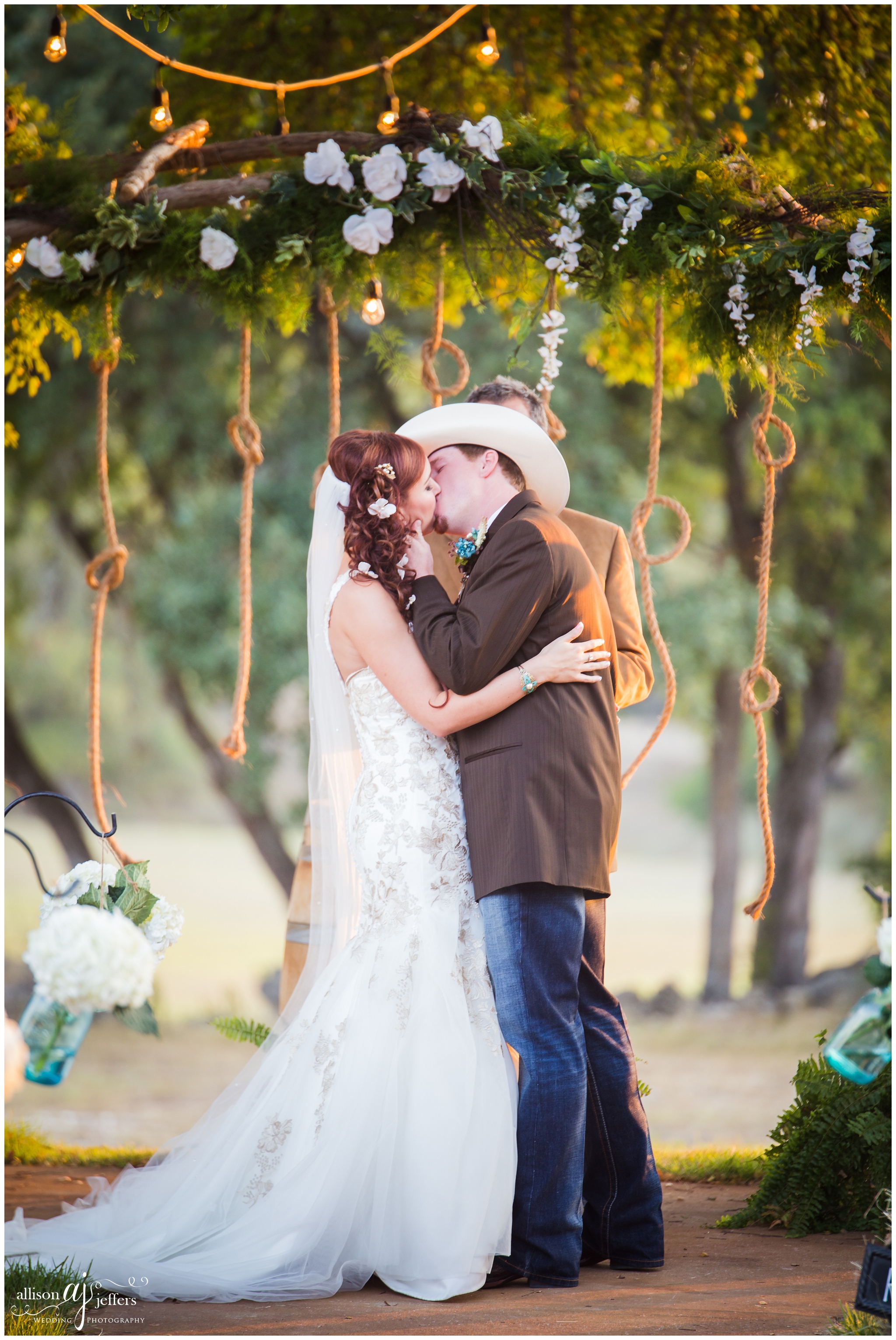Boerne Wedding Photographer CW Hill Country Ranch Wedding Venue turquoise bronze brown wedding colors Fall Wedding 0069