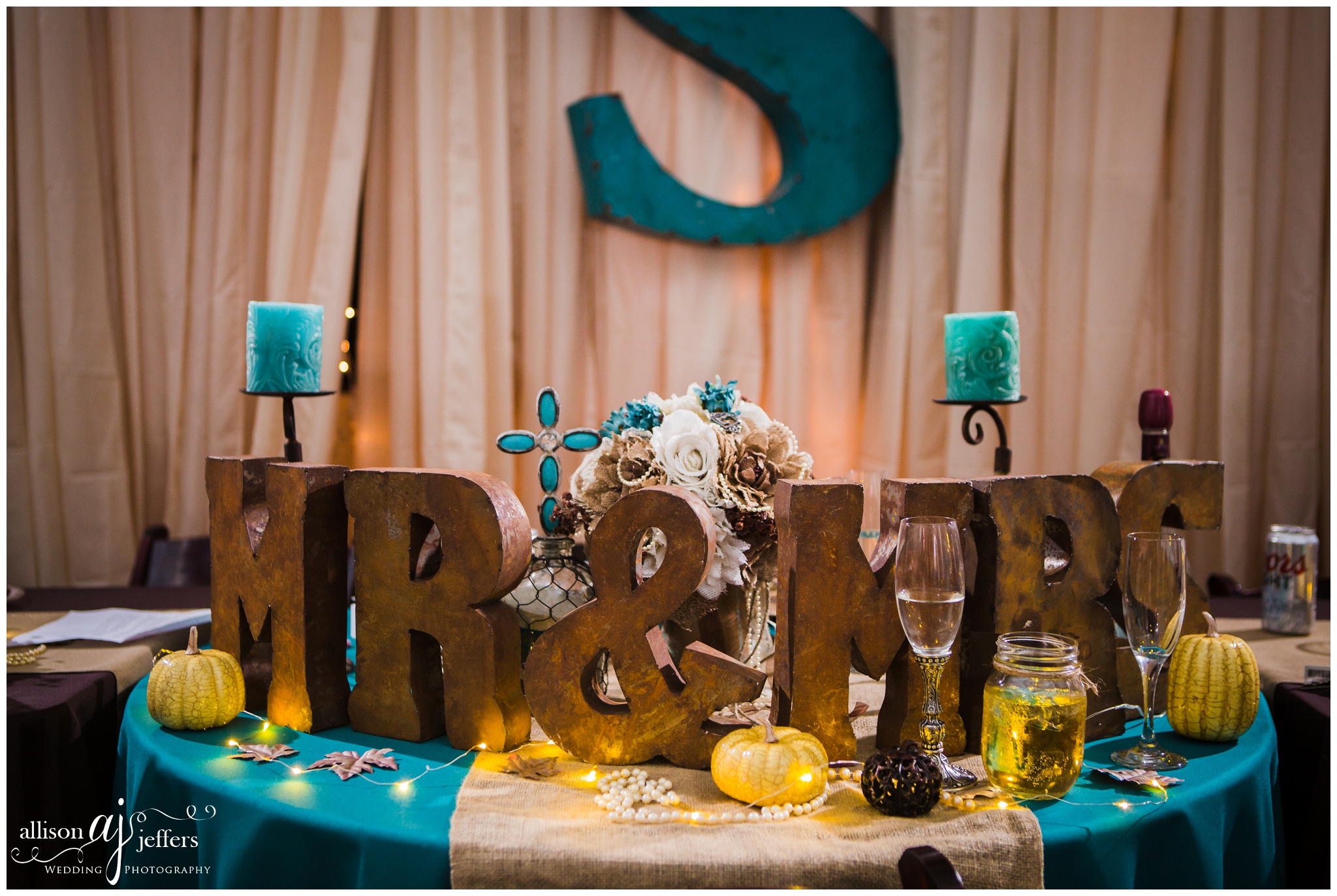Boerne Wedding Photographer CW Hill Country Ranch Wedding Venue turquoise bronze brown wedding colors Fall Wedding 0105